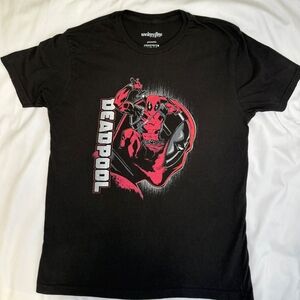 Marvel Deadpool Graphic Tshirt- Size L